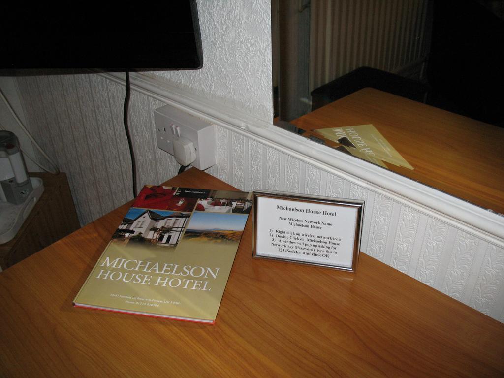 Michaelson House Hotel Barrow-in-Furness Esterno foto